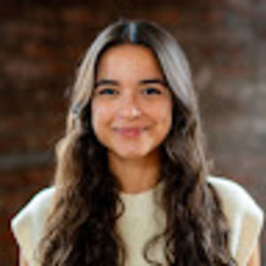 Meet your Posher, Julia